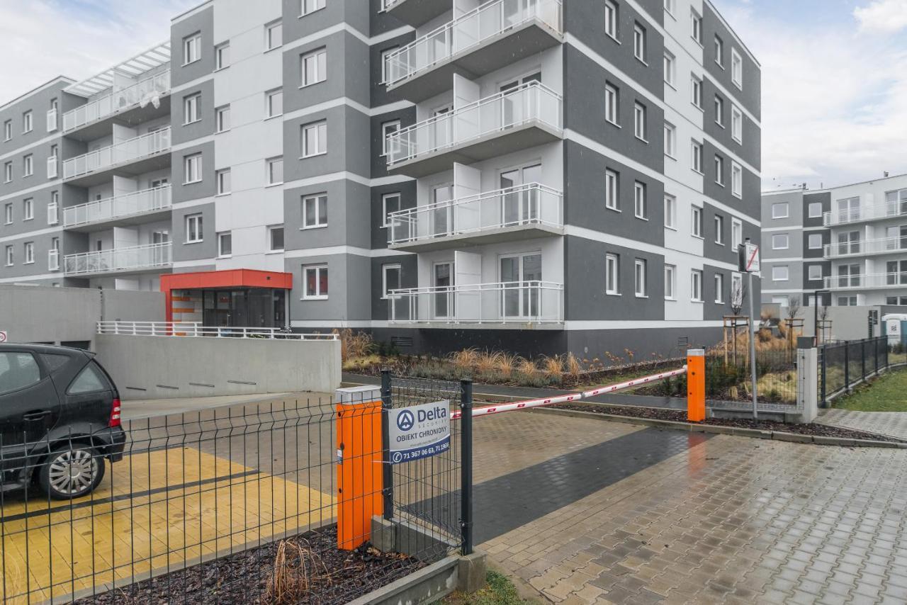 Wroclaw Rose Apartments By Noclegi Renters Exterior photo